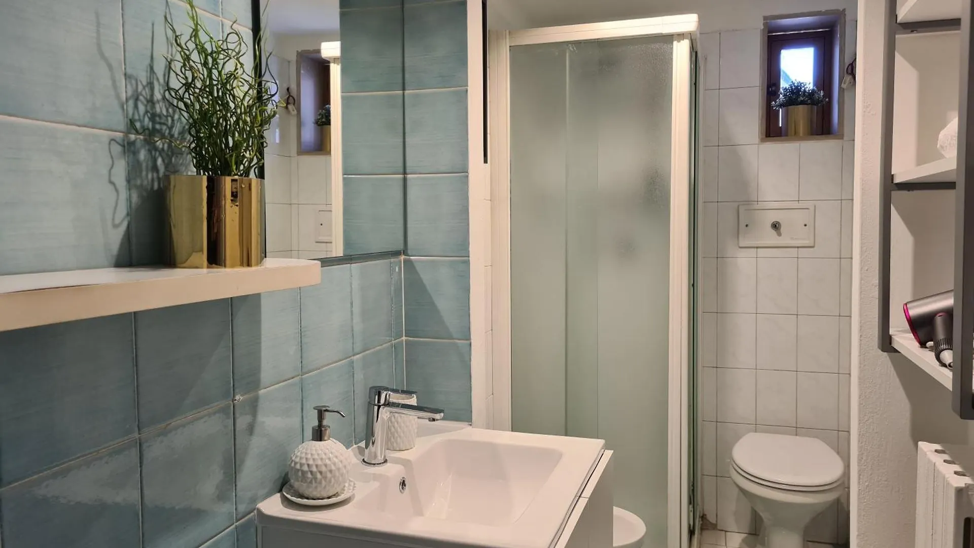 شقة Aurum Suite - Near The Duomo, ميلان
